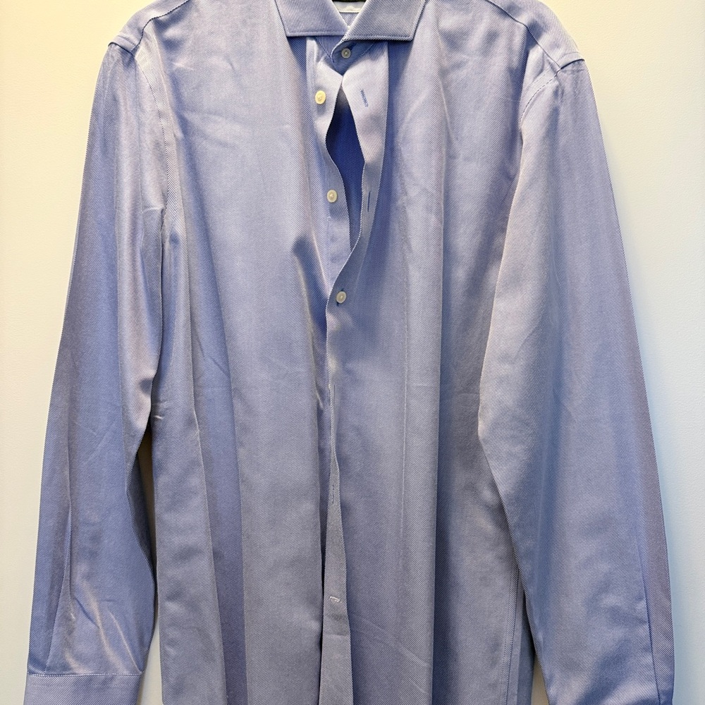 Elegant Light Blue Men's Dress Shirt